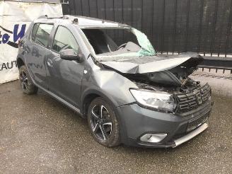 Dacia Sandero Stepway picture 2