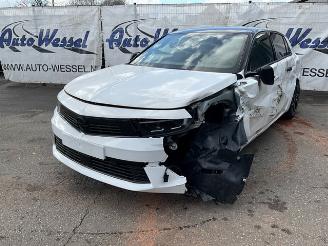 Voiture accidenté Opel Astra 1.2 Turbo GS Line 2022/7
