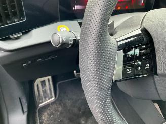 Opel Astra 1.2 Turbo GS Sports Tourer picture 18