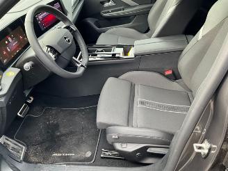Opel Astra 1.2 Turbo GS Sports Tourer picture 6