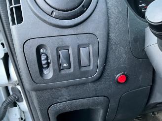 Renault Master 2.3 Koelwagen picture 18