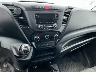 Iveco Daily 2.3 Koffer met laadklep picture 8