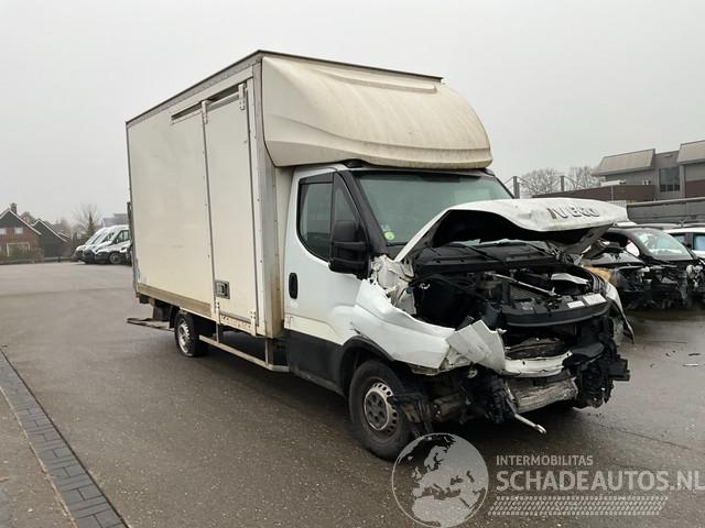 Iveco Daily 2.3 Koffer met laadklep