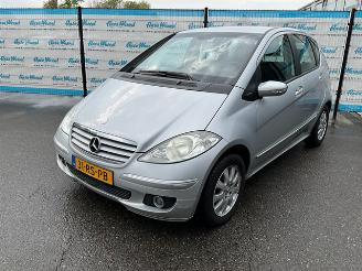 Käytettyjen passenger cars Mercedes A-klasse 170 Elegance 2005/8