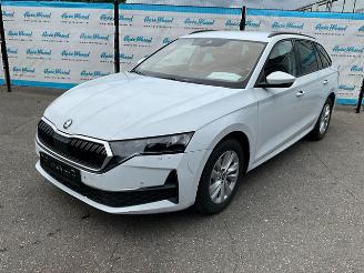škoda osobní automobily Skoda Octavia 1.5 TSi Combi Selection 2025/6