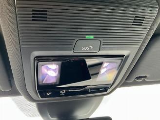 Volkswagen Golf 2.0 TSI GTI picture 12