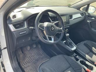 Renault Captur Techno picture 5