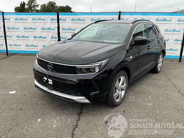 Opel Grandland 1.6 Ultimate Plug-in Hybrid