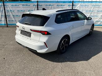 Opel Astra 1.2 Turbo GS Sports Tourer picture 3