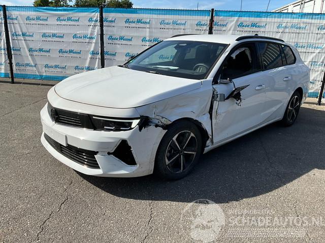 Opel Astra 1.2 Turbo GS Sports Tourer