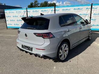 Volkswagen Golf 2.0 GTI Clubsport picture 3