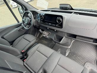Mercedes Sprinter 315 CDI L2H2 PRO | Geveerde stoel | MBUX | 3.5t AHK voorb.| Cruise | Hout betimmering picture 5