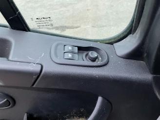 Renault Master 2.3 Koelwagen picture 10