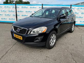 Volvo Xc-60 2.4 Momentum picture 1