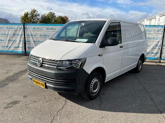 Unfall Kfz Van Volkswagen Transporter 2.0 TDi Transporter BlueMotion 2016/12