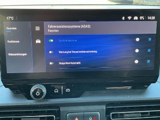 Opel Combo 1.5 Life picture 18