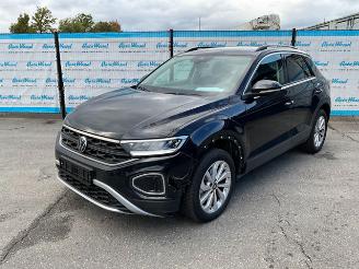 Schadeauto Volkswagen T-Roc 1.5 TSi 2025/7