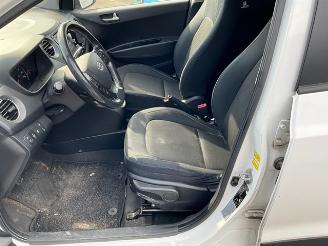 Hyundai I-10 1.0 picture 9