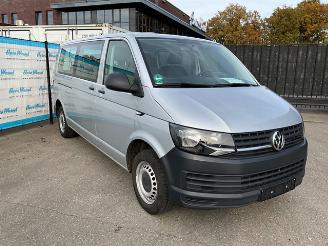 Volkswagen Transporter 2.0 TDi Kombi picture 2