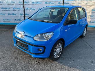 Damaged car Volkswagen Up! 1.0 BlueMotion Cup 2014/12