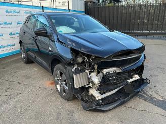 damaged passenger cars Opel Grandland 1.2 Turbo GS 2024/6