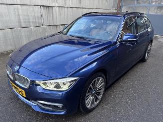 Tweedehands auto BMW 3-serie 320 320i Executive 2019/8