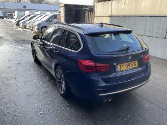 BMW 3-serie 320 320i Executive picture 3