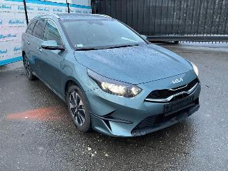 Kia Cee d Cee'd picture 3