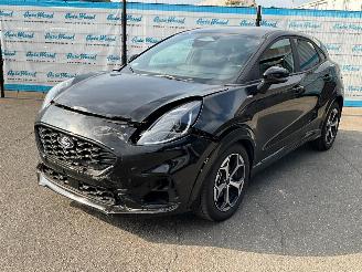 damaged passenger cars Ford Puma ST-Line 1.0 Ecoboost Automaat 2025/4