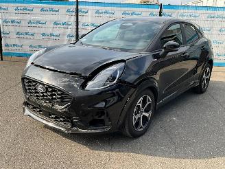 uszkodzony samochody osobowe Ford Puma ST-Line 1.0 Ecoboost Automaat 2025/4