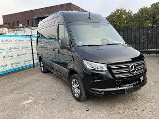 Mercedes Sprinter 317 CDI RWD PRO KA L2H2 Automaat 3,5t Trekhaak BPM VRIJ! picture 2