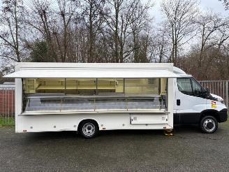 okazja samochody ciężarowe Iveco Daily 3.0 (107kW) Markt Verkaufwagen 2015/8