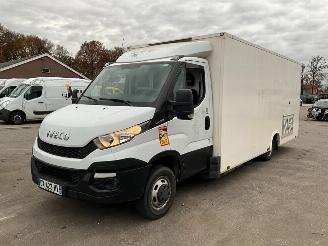 voitures fourgonnettes/vécules utilitaires Iveco Daily Marktwagen 2015/11