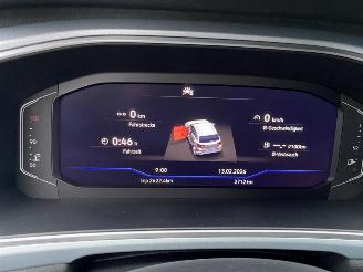 Volkswagen T-Roc Goal picture 20