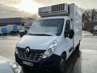 Schade bestelwagen Renault Master Koelkoffer 2.3 (95kW) Motorstoring 2019/8