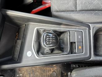 Volkswagen Golf Life picture 24