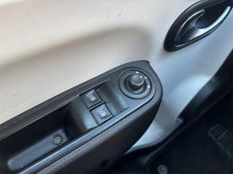 Renault Twingo Limited picture 18