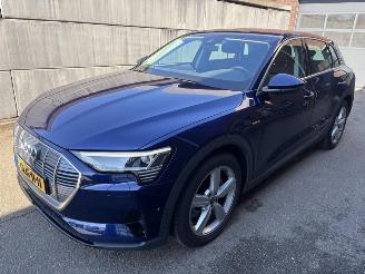 Voiture accidenté Audi E-tron 50 quattro edition 71 kWh Storing 2021/1
