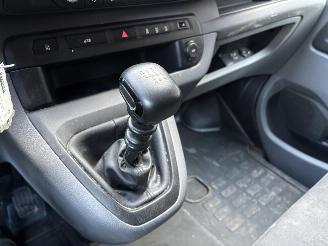 Peugeot Expert 231S 2.0 BlueHDI 120 Premium Pack | Storing AdBlue picture 23