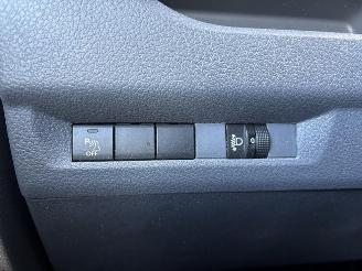 Peugeot Expert 231S 2.0 BlueHDI 120 Premium Pack | Storing AdBlue picture 25