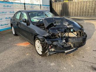 BMW 3-serie 318 d picture 2