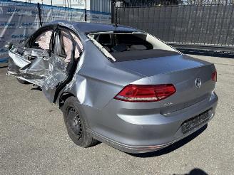 Volkswagen Passat 2.0 TDI SCR Trendline 3C picture 4