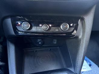 Opel Corsa GS 1.2 Hybrid Automatik picture 24