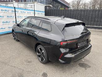 Opel Astra Sports Tourer GS 1.2 TURBO (96kW) Sports Tourer picture 4