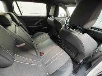 Opel Astra Sports Tourer Level 4 Plug-in-Hybrid picture 17