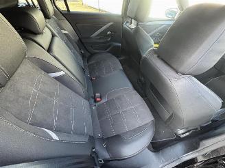 Opel Astra Sports Tourer GS Head up picture 21