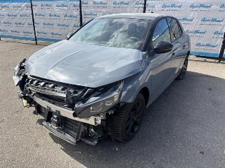 Unfallwagen Opel Corsa Level 4 1.2 Turbo (74kW) Automaat 2025/3