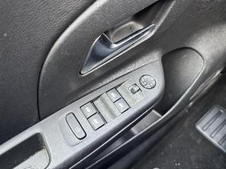 Opel Corsa 1.2 75ps Elegance + Nav. + Camera picture 25