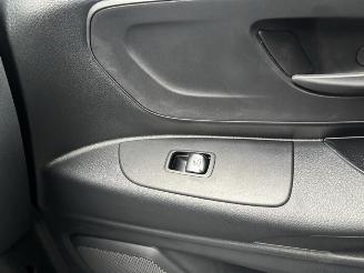 Mercedes eVito eVito 112 L2 60 kWh picture 32