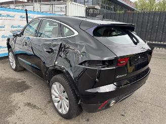 Jaguar E-Pace HSE AWD 300 Sport picture 4